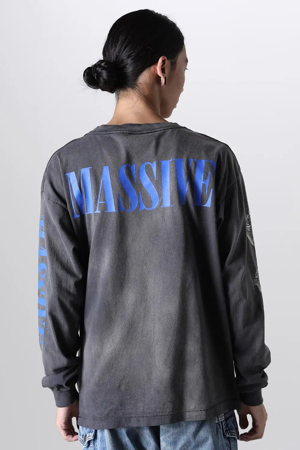 MASSIVE Long sleeve T-shirt