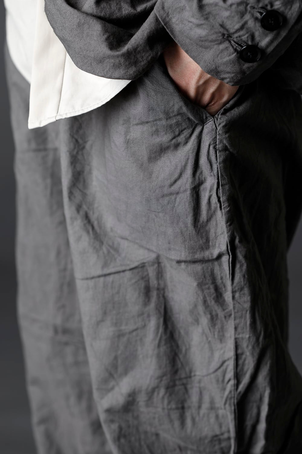 farmers trousers wide silhouette-Bark dye