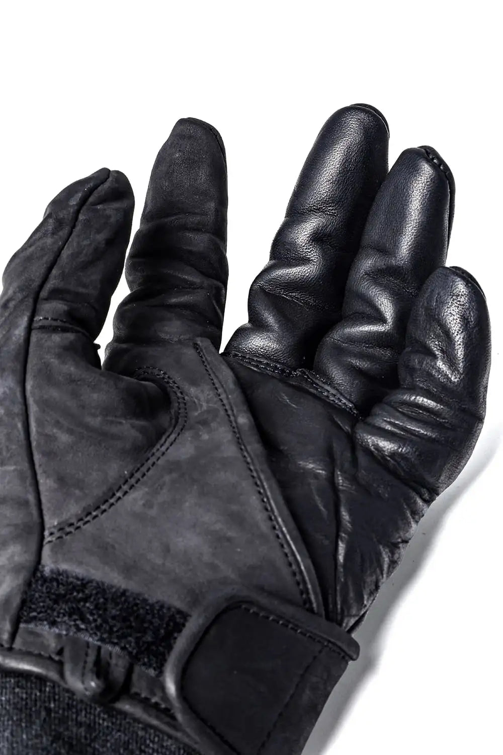 The Viridi-anne x D.HYGEN Collaboration Horse Leather Layered Gloves