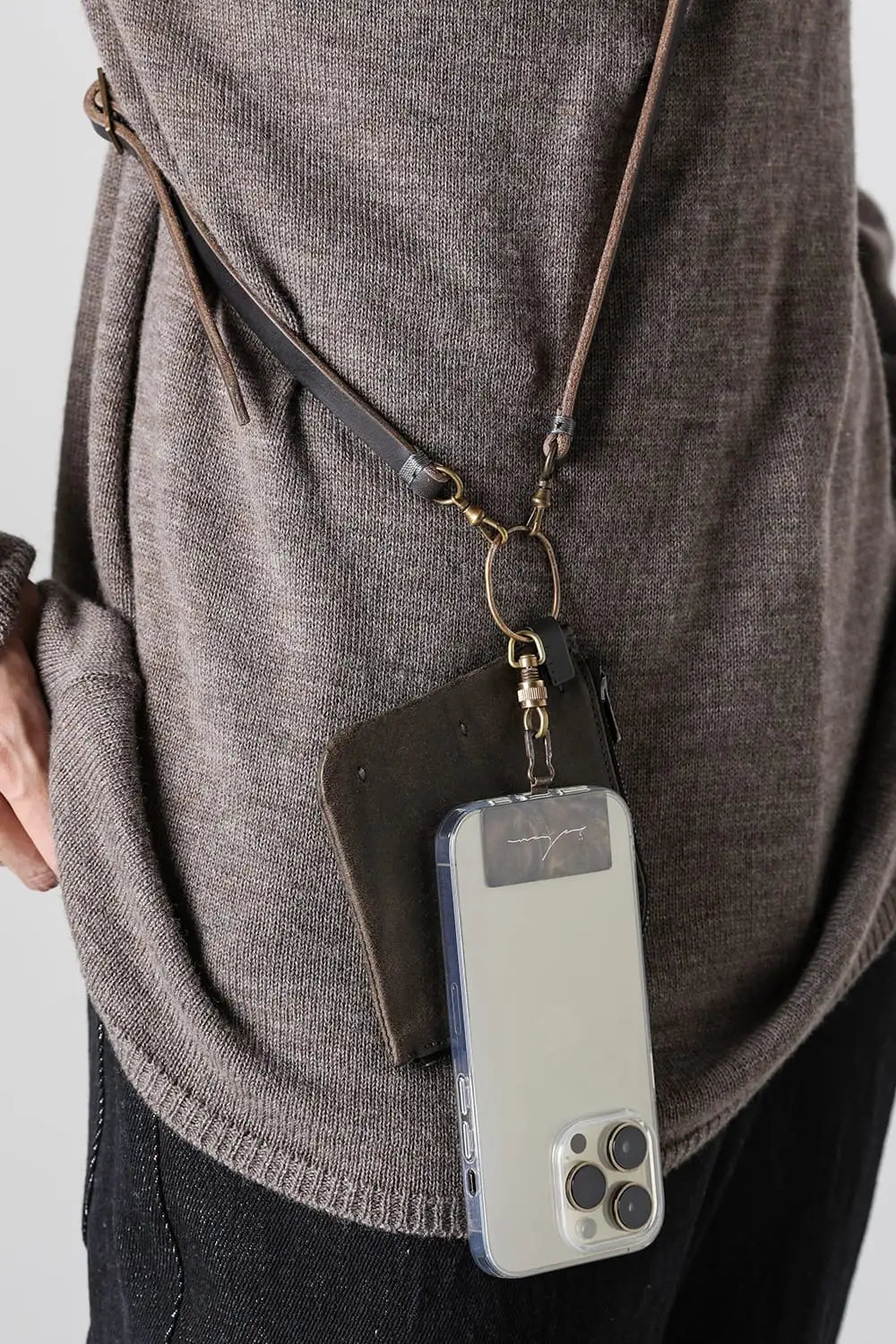 Phone Strap Conceria 800 oil bread Charcoal Gray