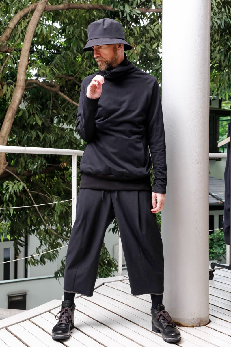 Hight neck pullover cotton jersey  Used Black