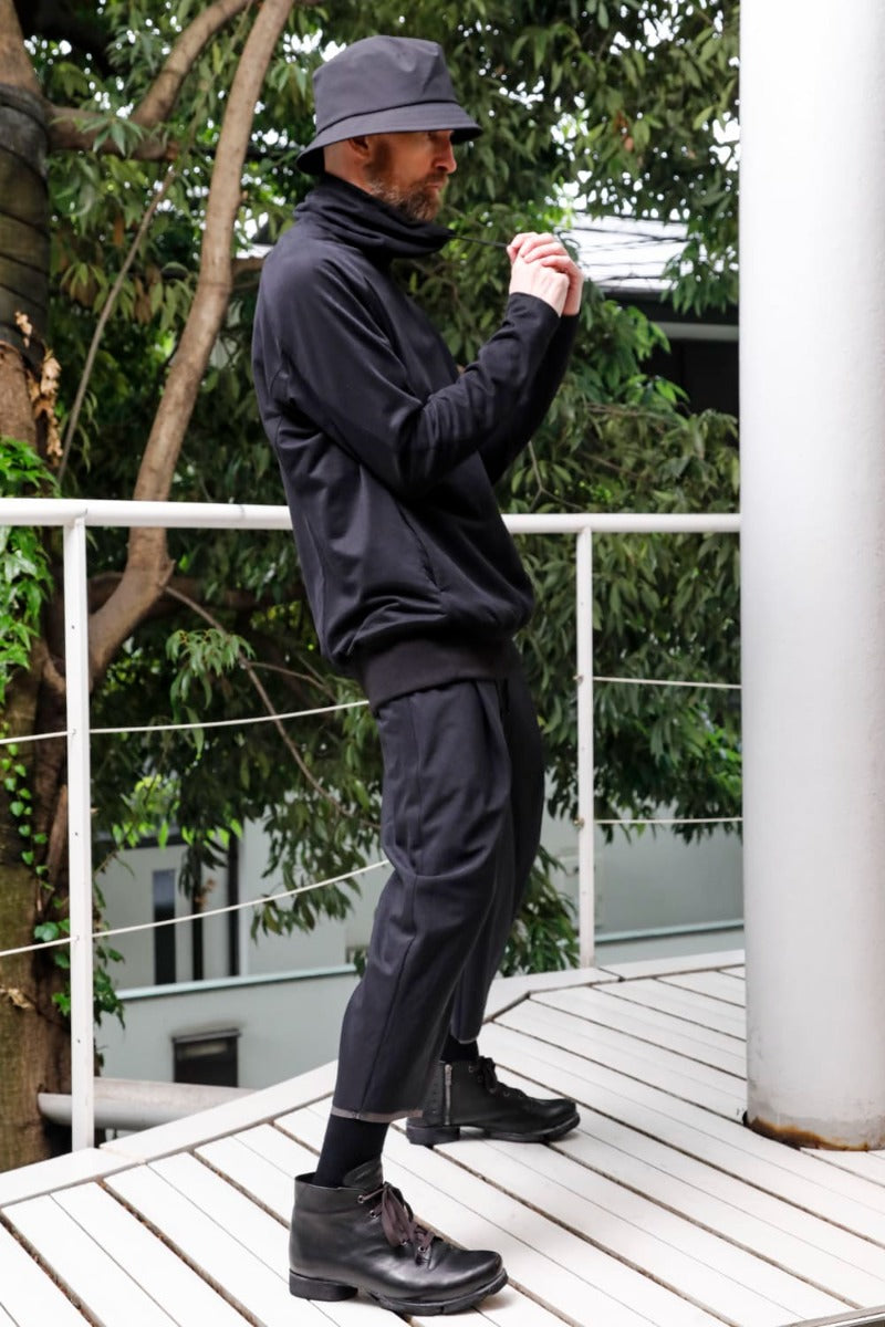 Hight neck pullover cotton jersey  Used Black