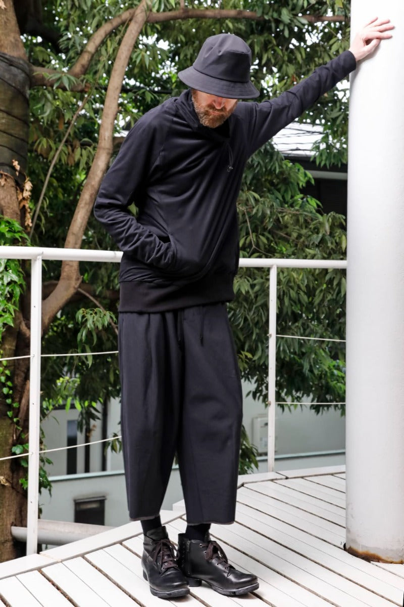 Hight neck pullover cotton jersey  Used Black