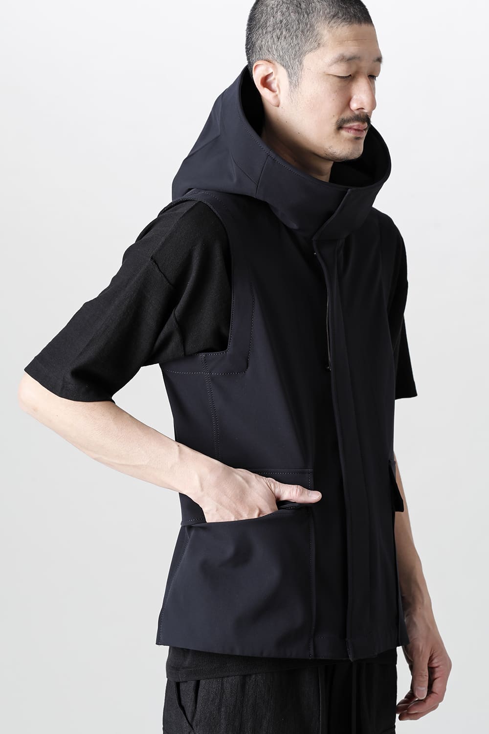 Sleeveless hooded jacket merino wool jersey bonding