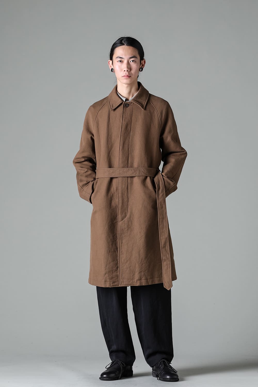 raglan sleeve coat