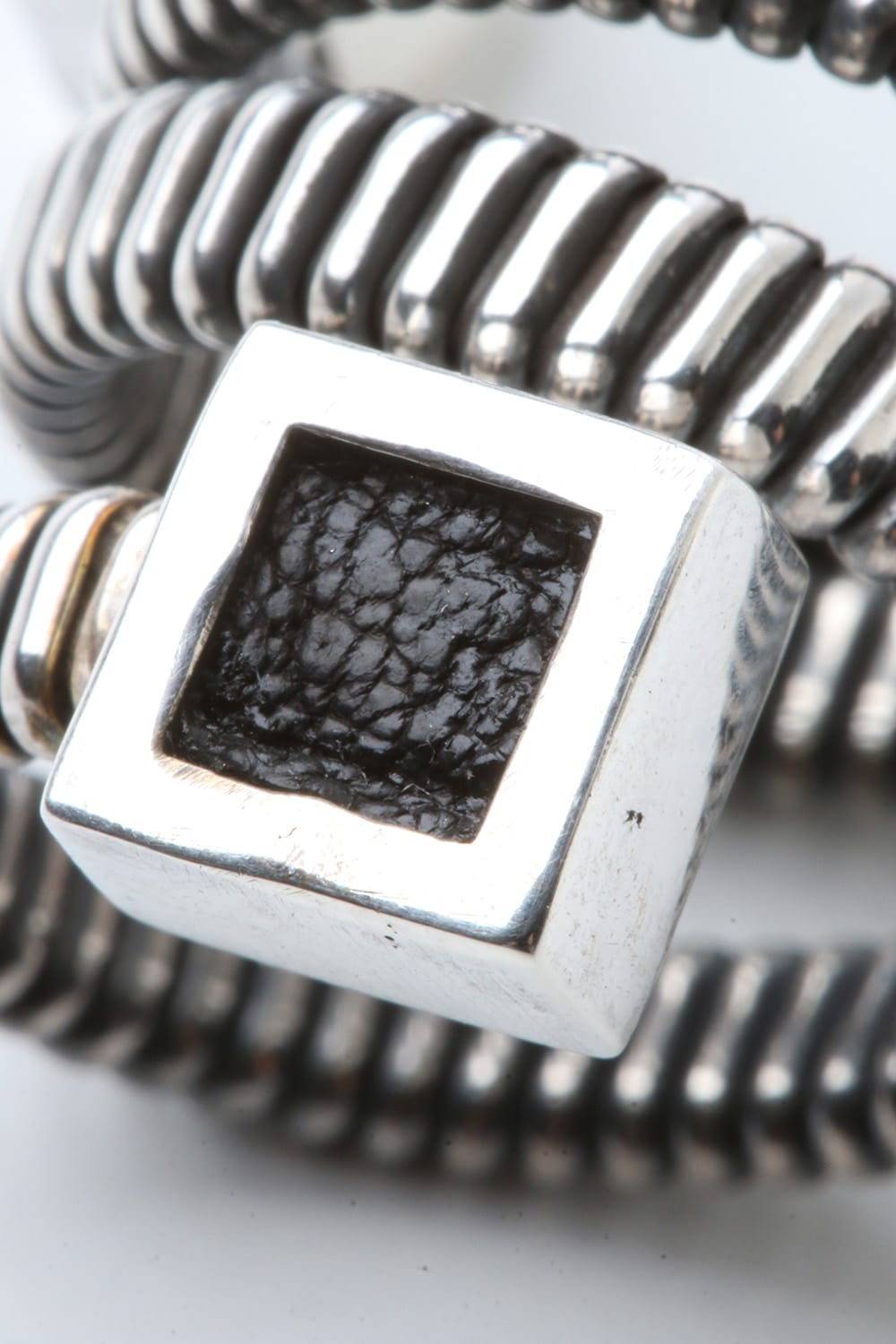 Leather Motif Spiral Ring