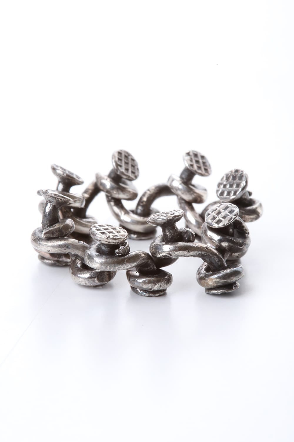 G-AN12 - Nail Chain Ring