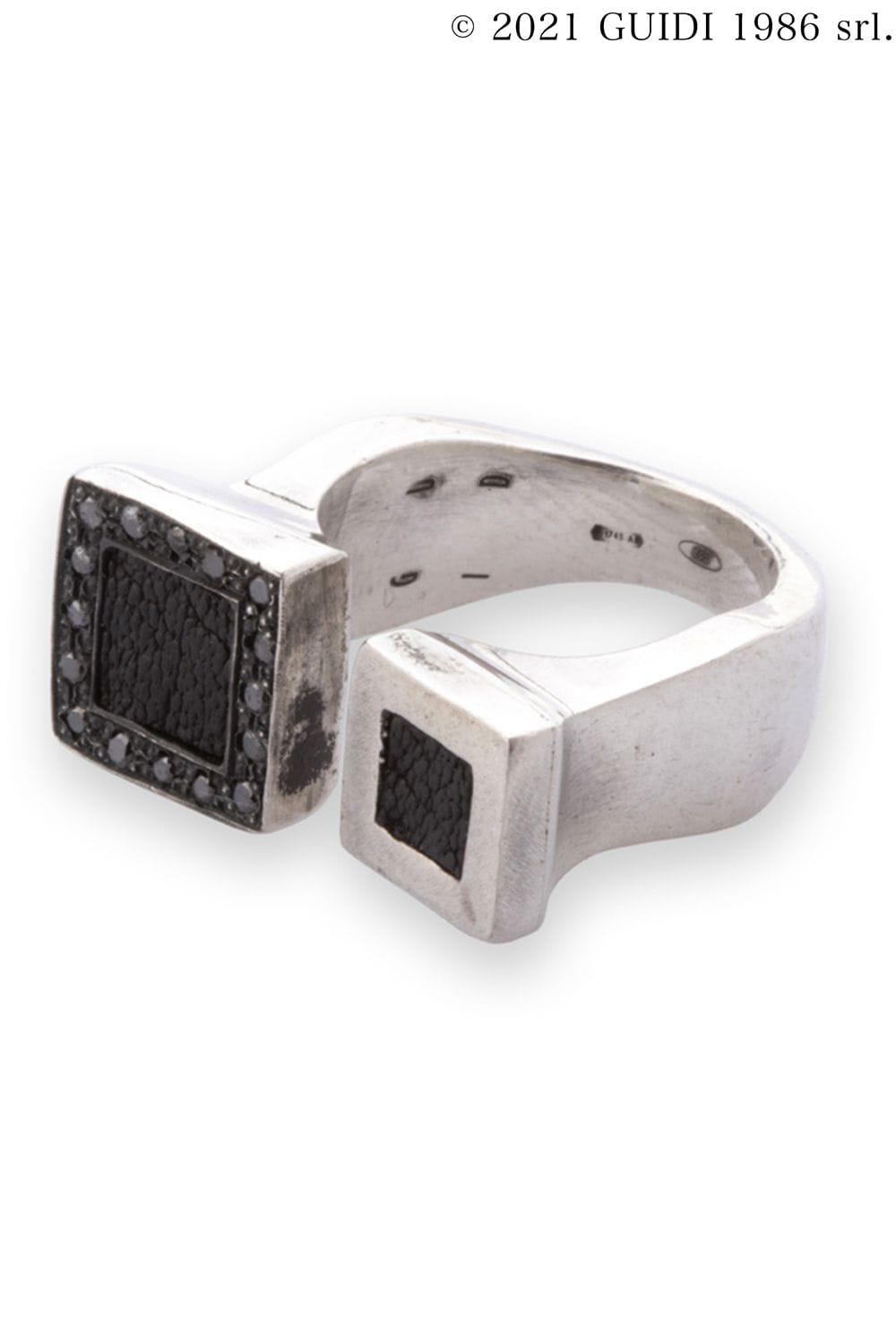 G-AN20DN - Square Black Diamond x Leather Motif Ring