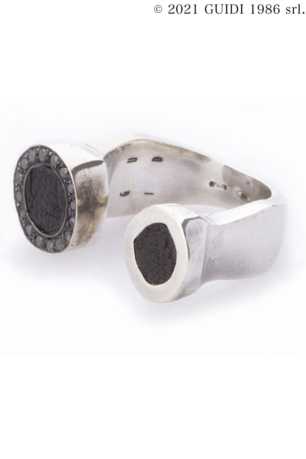 G-AN21DN - Round Black Diamond/Leather Motif Ring