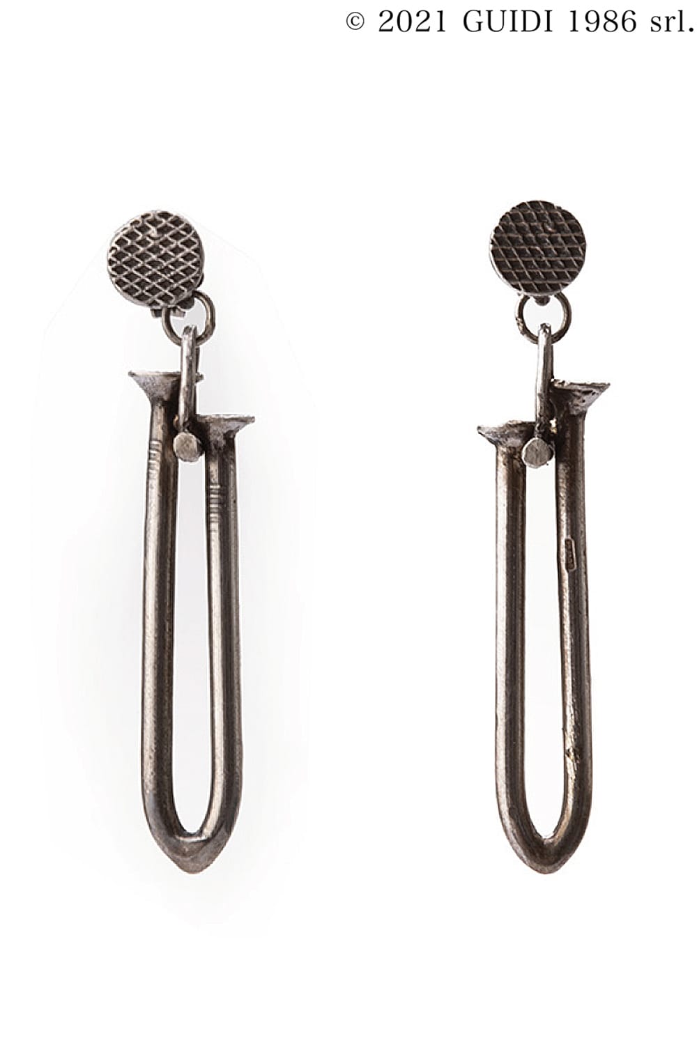 G-OR20 - Connected Nails Pierce