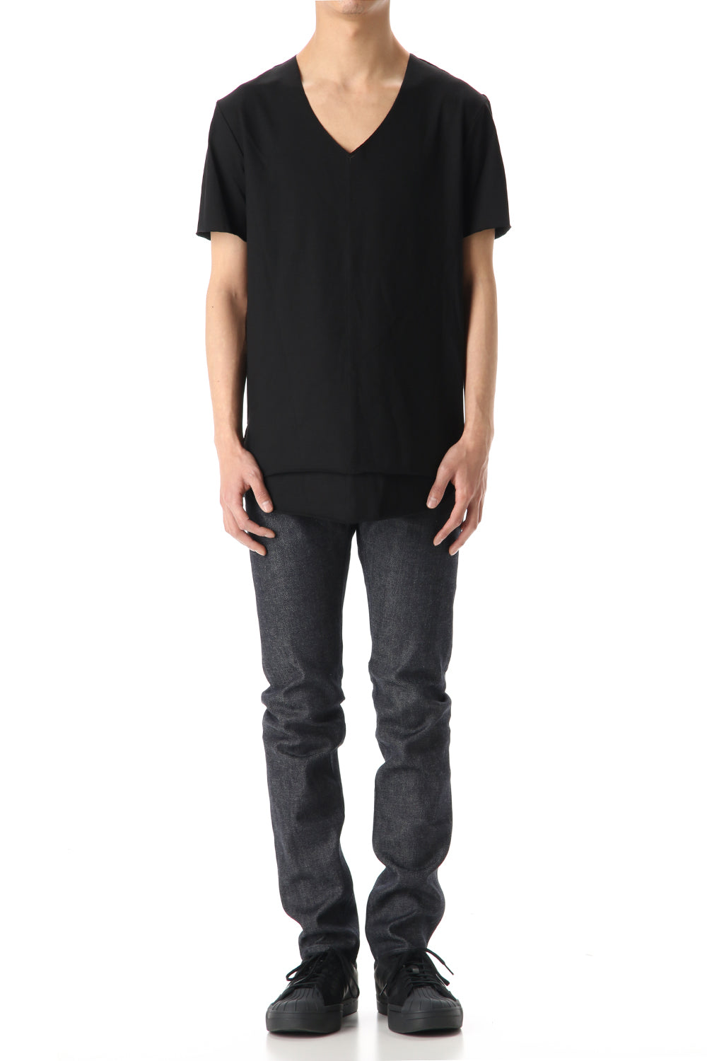 Layered cutsew V-neck - Black