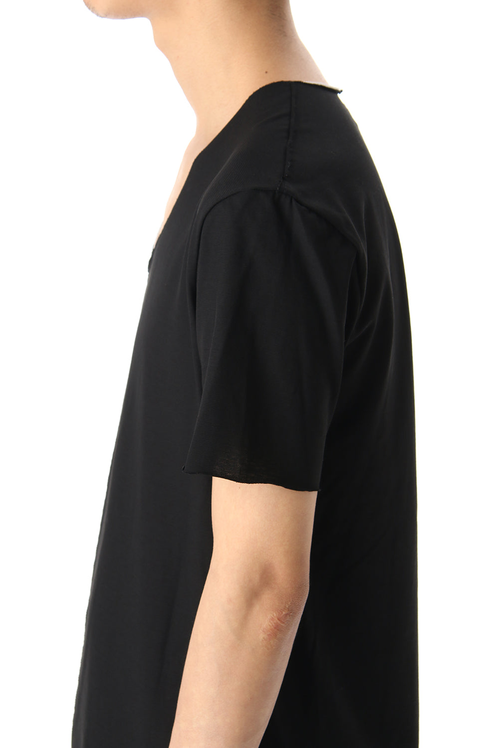 Layered cutsew V-neck - White / Black