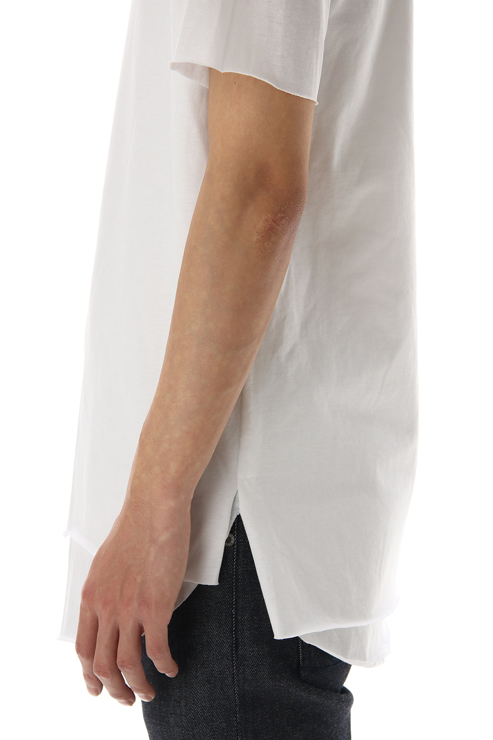 Layered cutsew V-neck - White