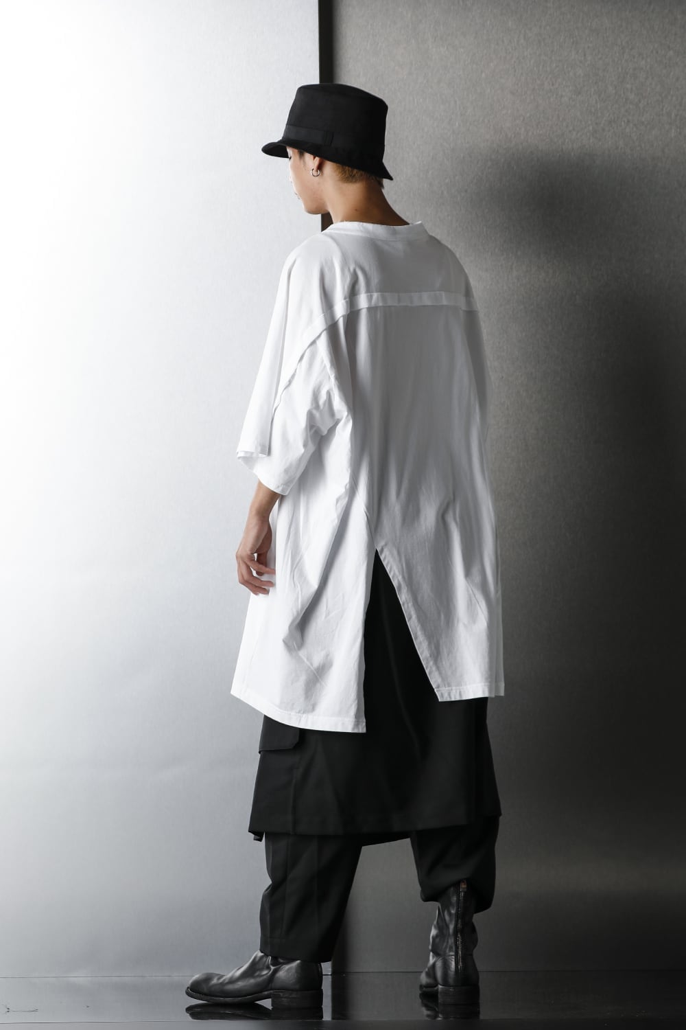 Front Raglan Slit Short Sleeve Tee White