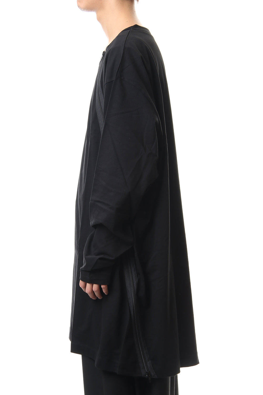 Diagonal zipper L/S cut sew Black