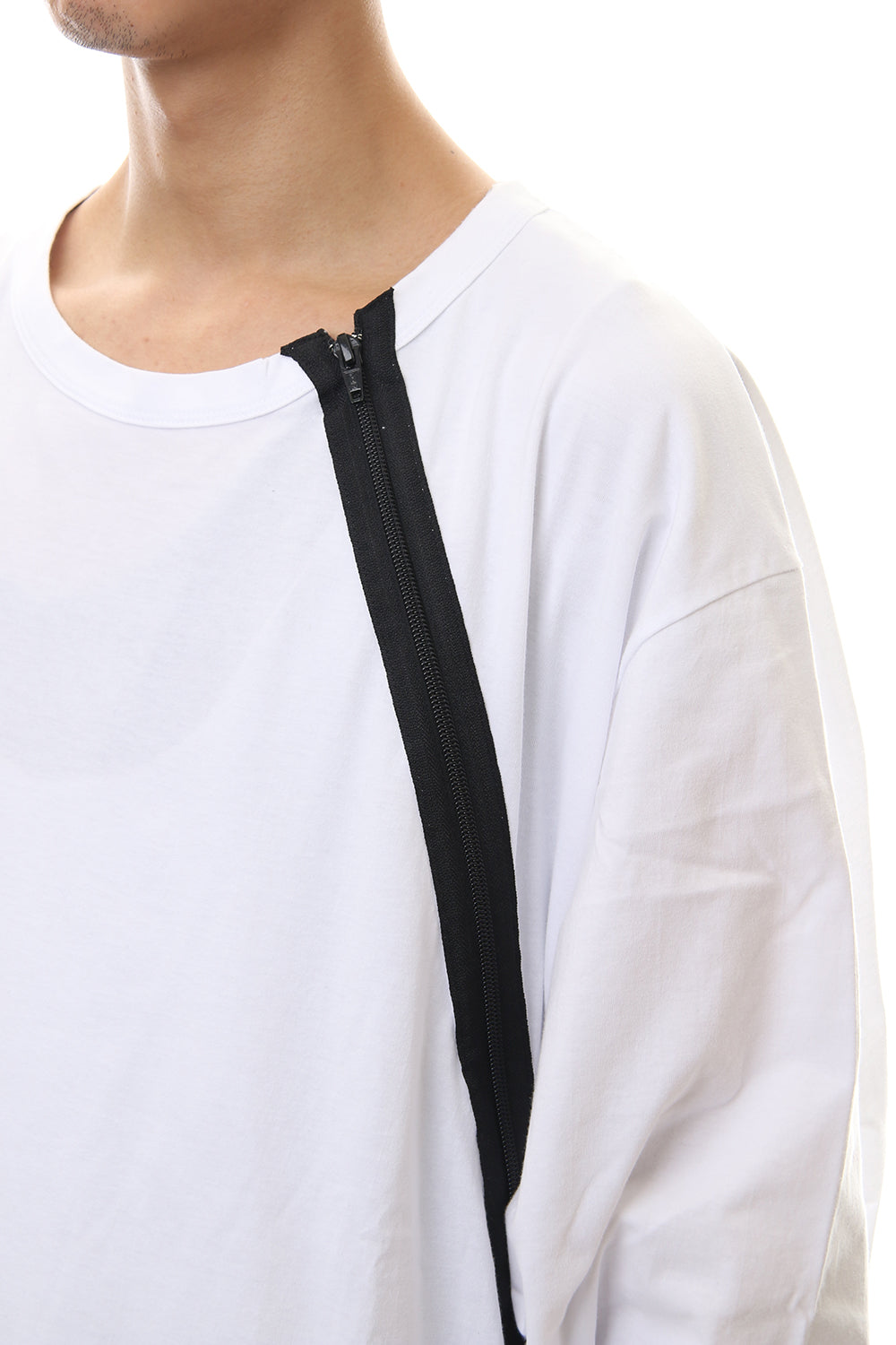 Diagonal zipper L/S cut sew White