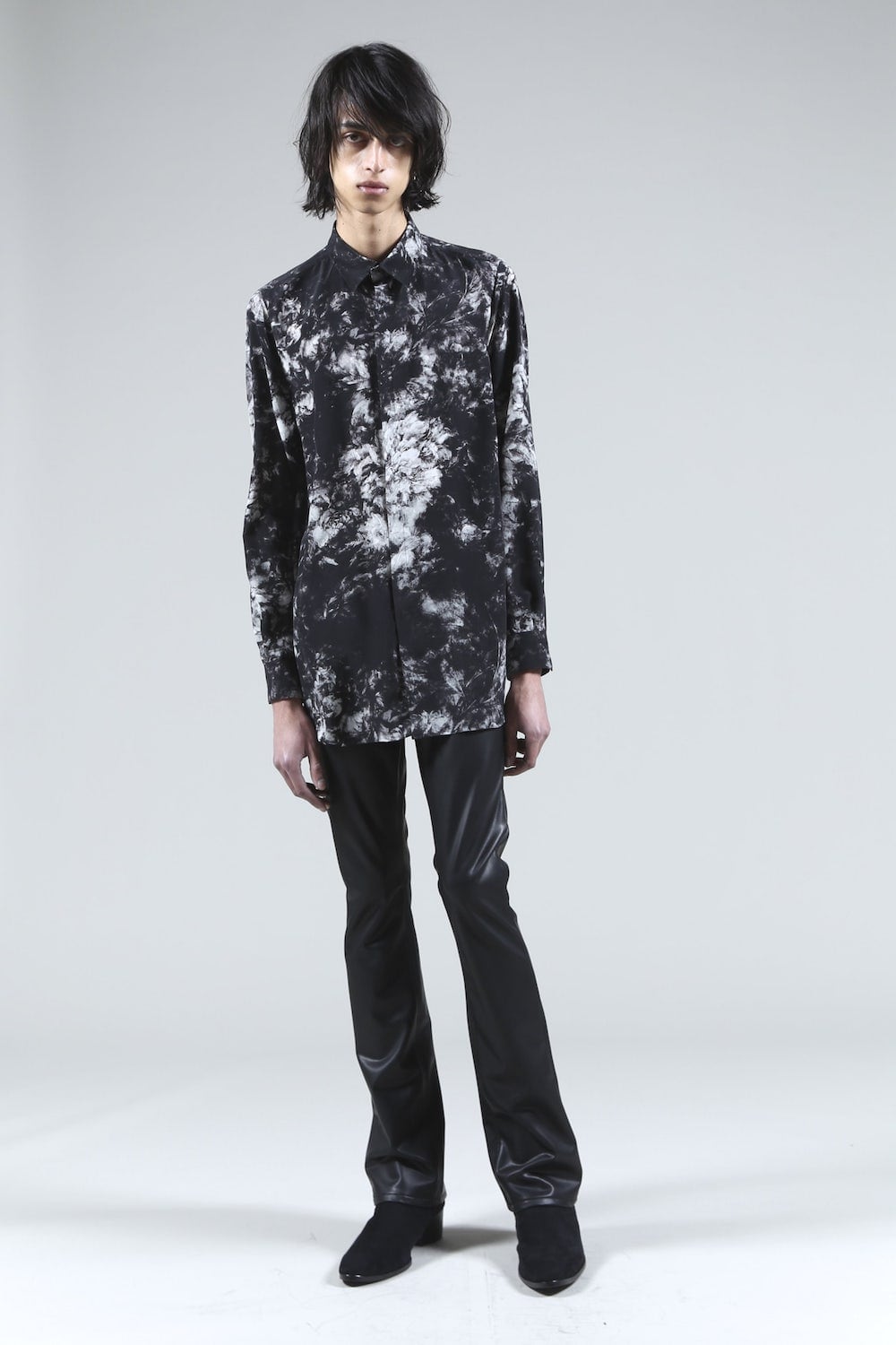 Flower print Shirt (Black×Gray)