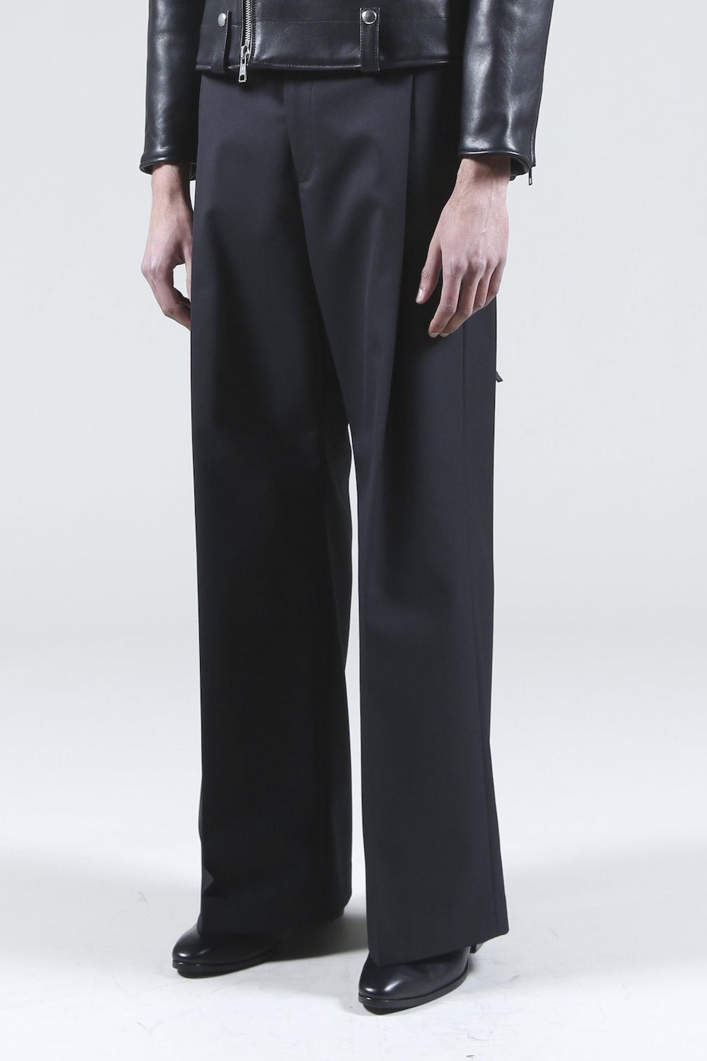 Tuck Wide Pants