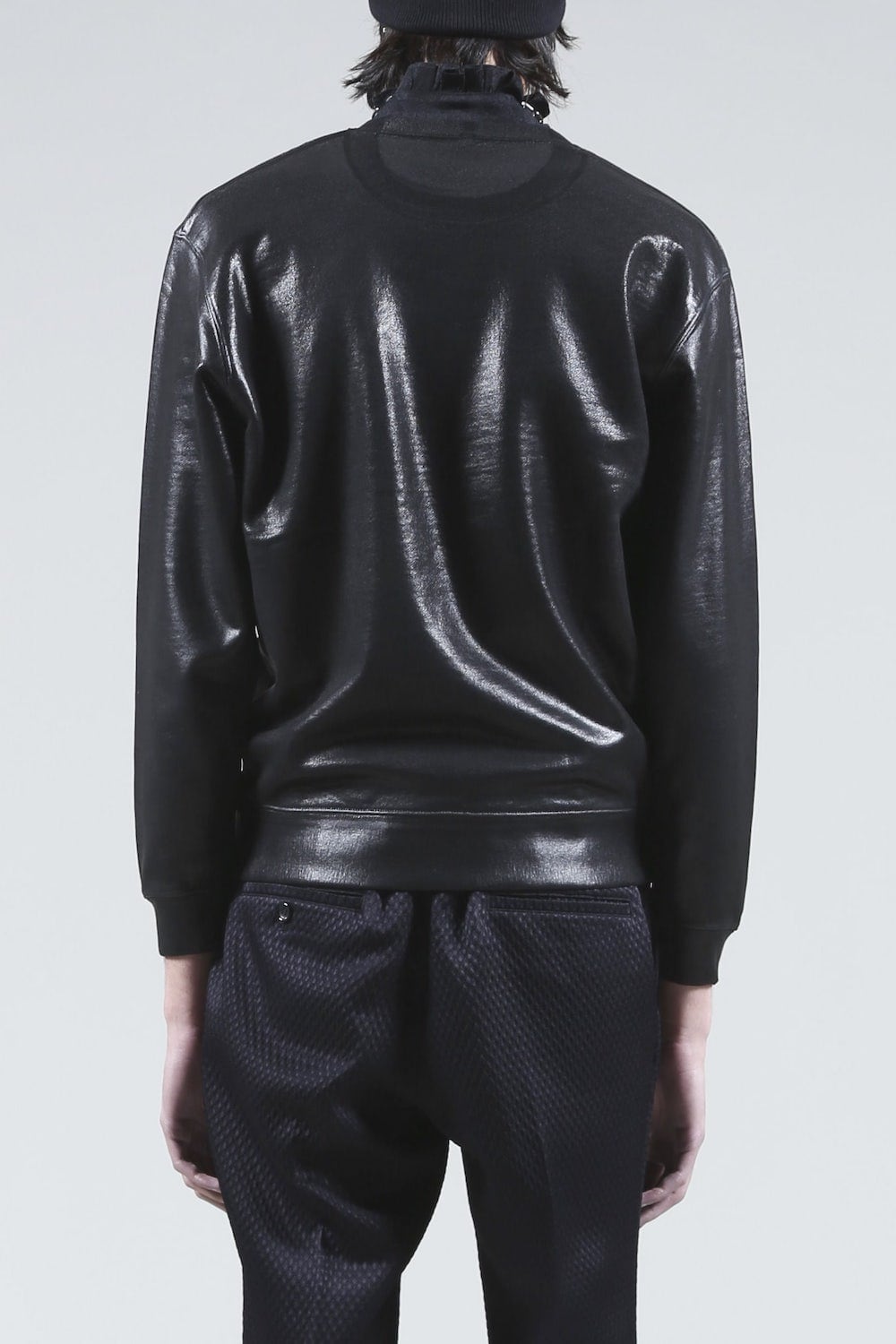 ロゴ刺繍 コーティングスウェット プルオーバー (ブラック)