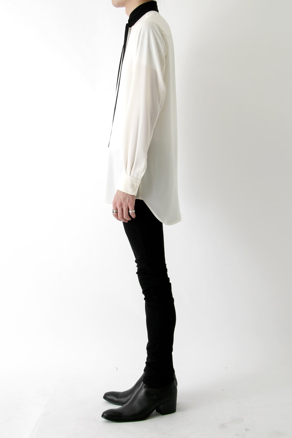 LAMBERT CREPE DE CHINE STAND BOW COLLAR SHIRT (ECRU)