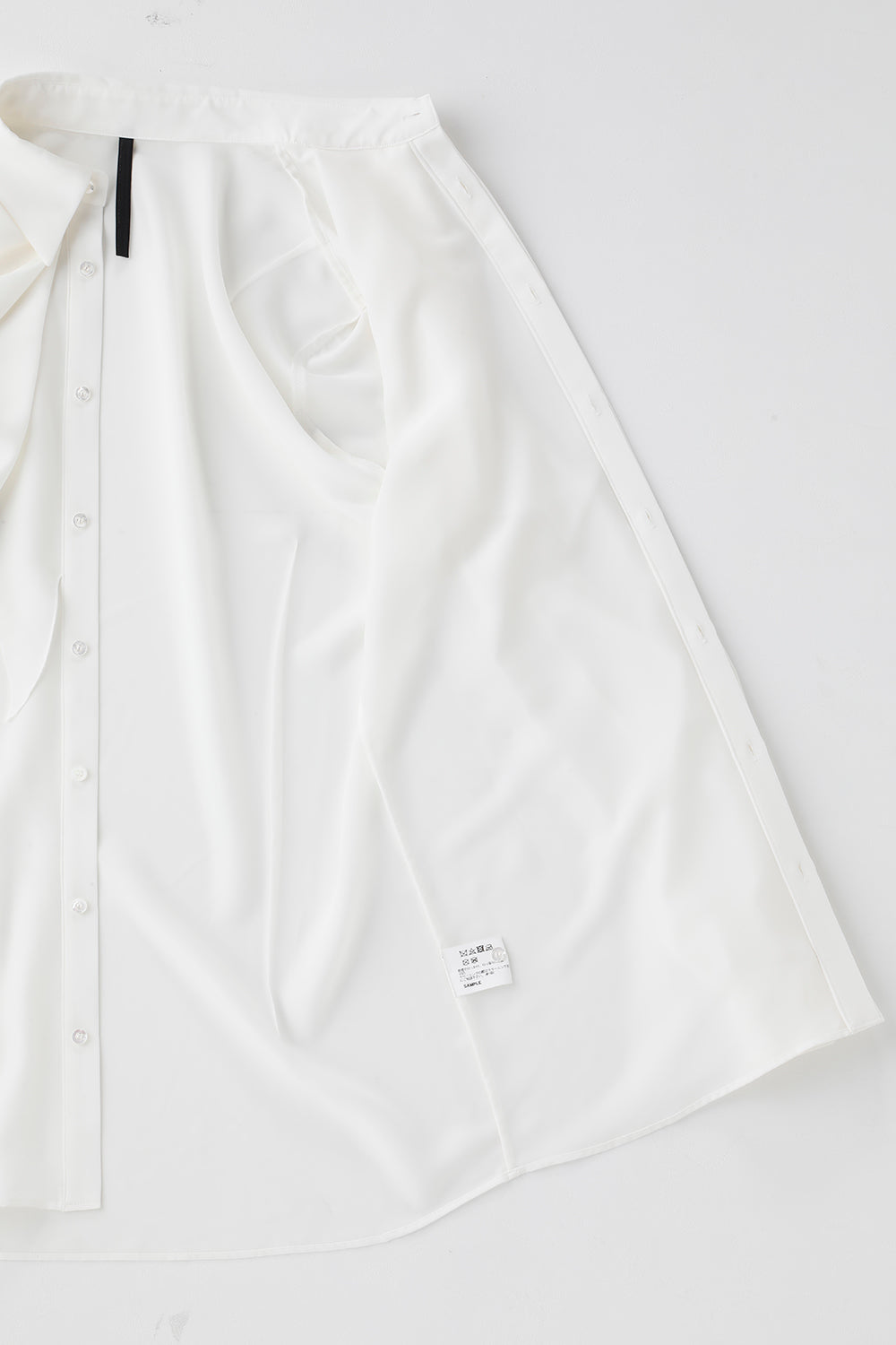 Drape Faille Ruffle Shirt Off White