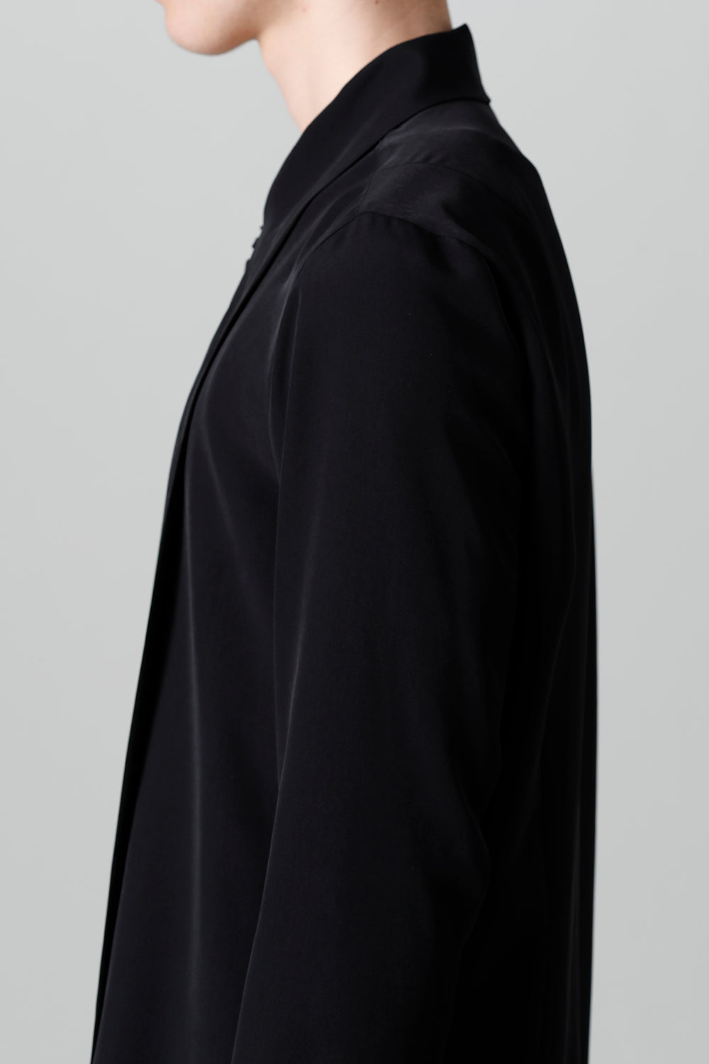 Drape Faille Bow Collar Shirt Black