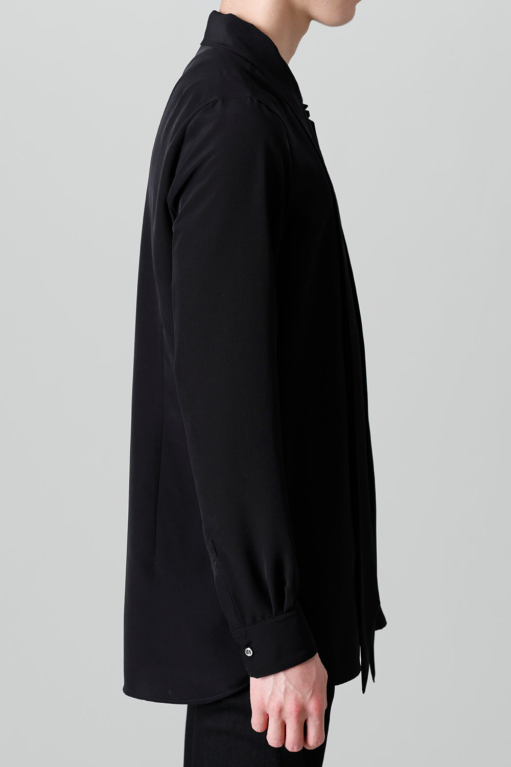 Drape Faille Bow Collar Shirt Black