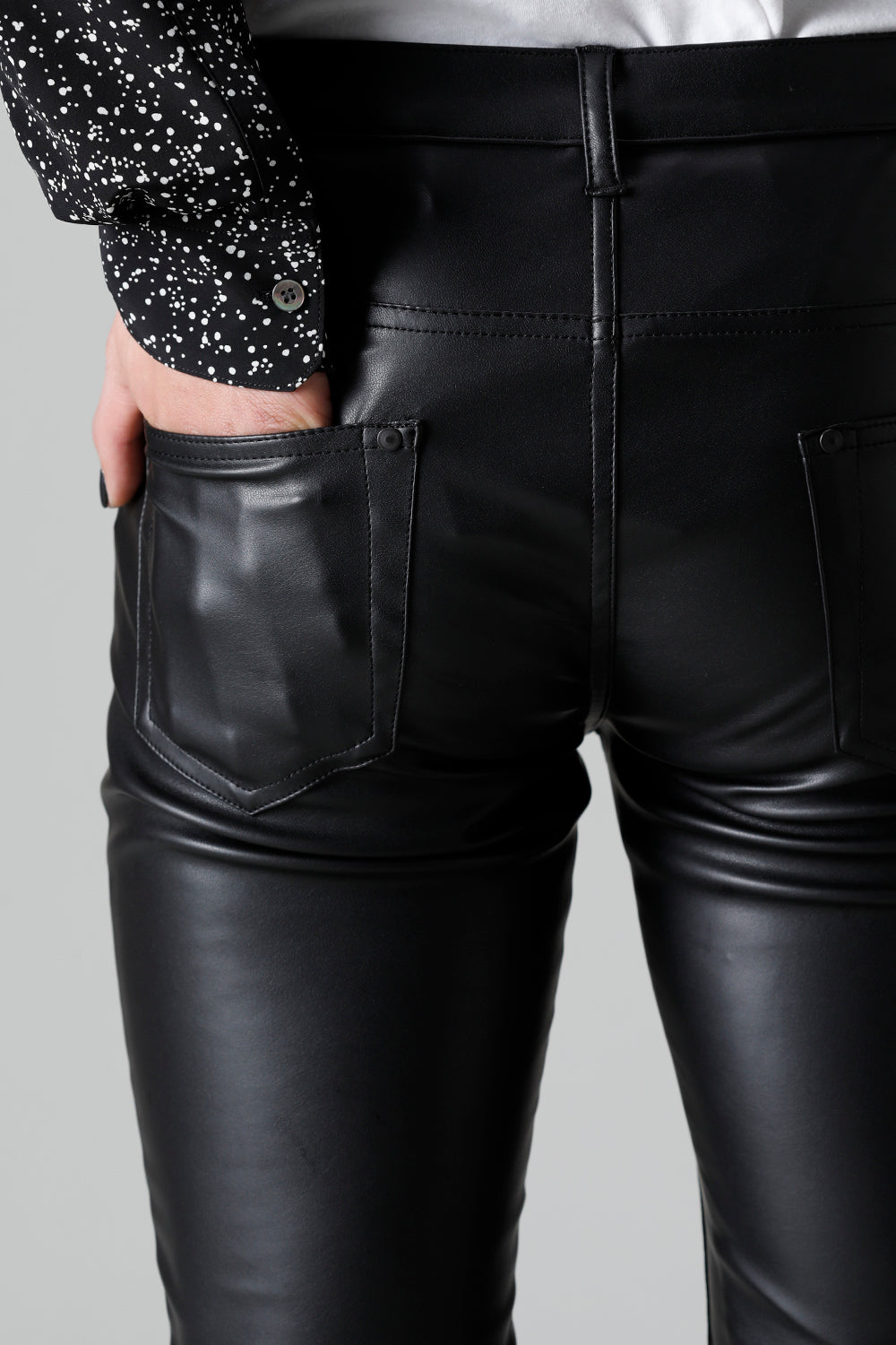 Airy Fake Leather  Faux Leather Leggings Pants