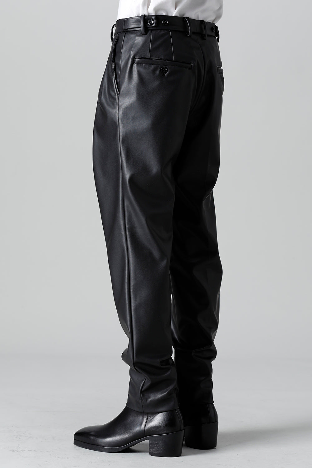 Airy Fake Leather  Faux Leather 2 Tuck Pants