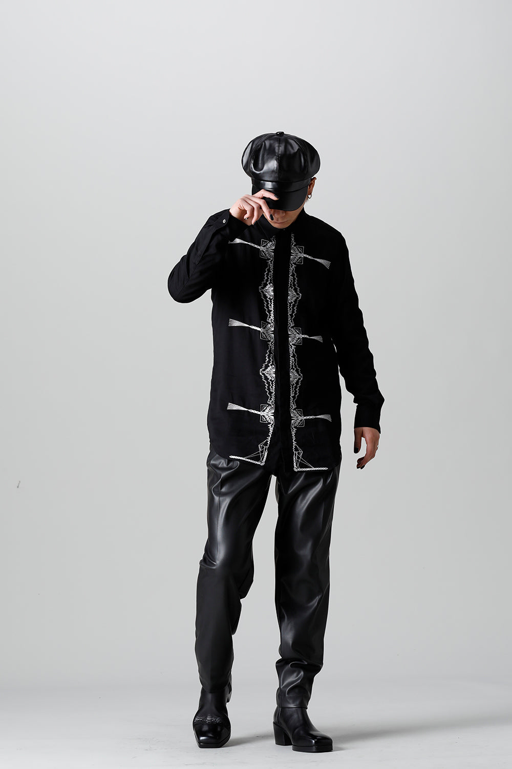 レーヨン ツイル 刺繍 レギュラー シャツ ブラック