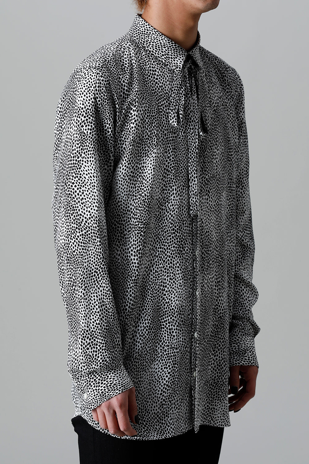 Decin Leopard Print Regular Shirt With Ribbon Off White x Black