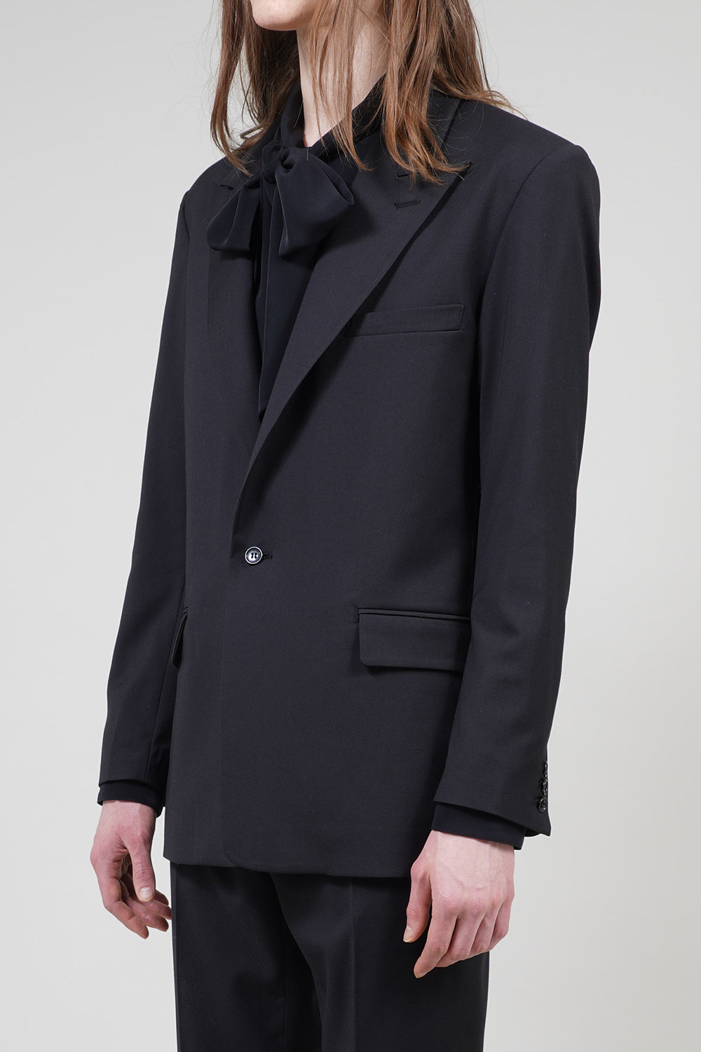 T/R Stretch Twill Peaked Lapel 1B Jacket Black