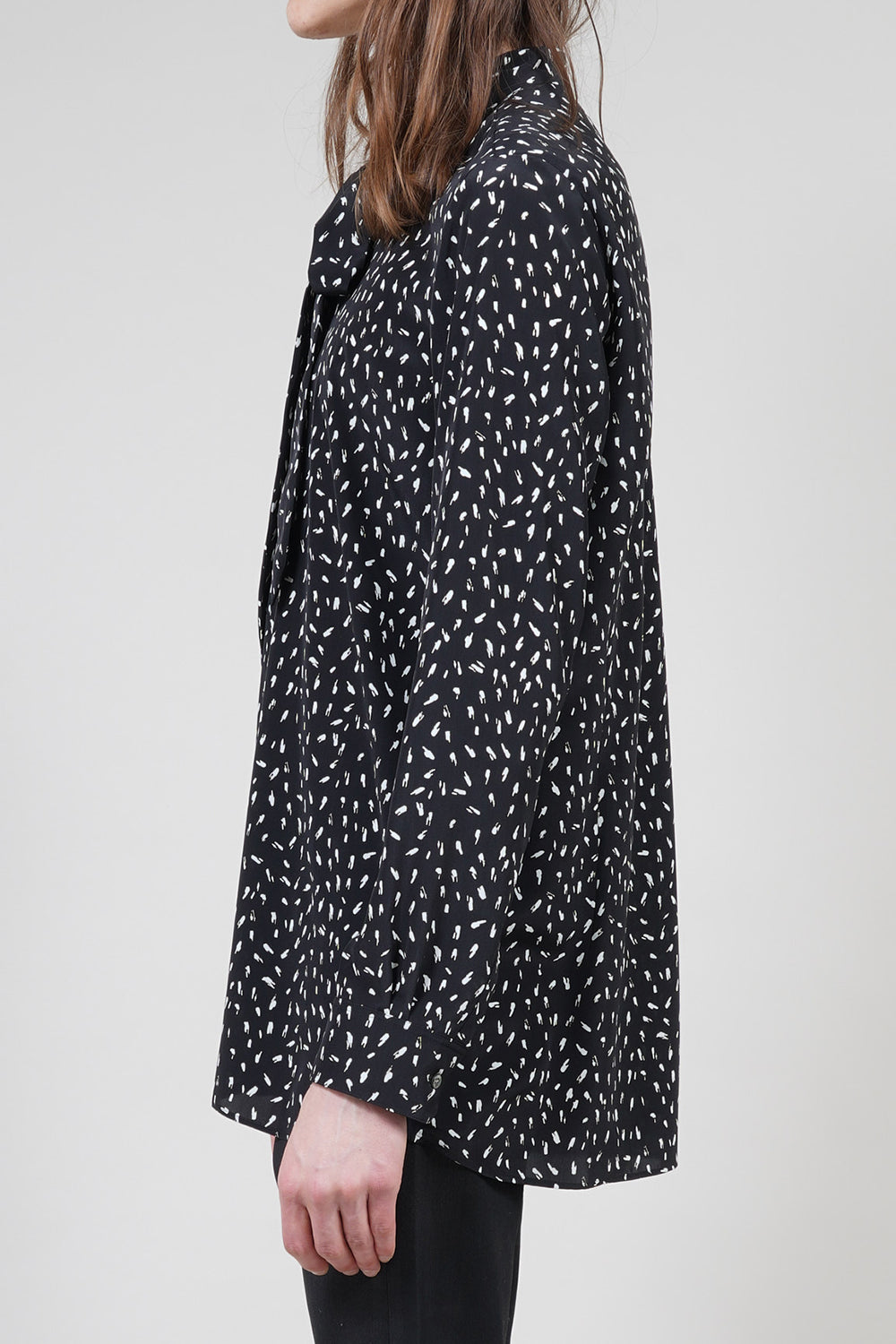 Decine Paint Dot Print Ribbon Shirt Black×Off White