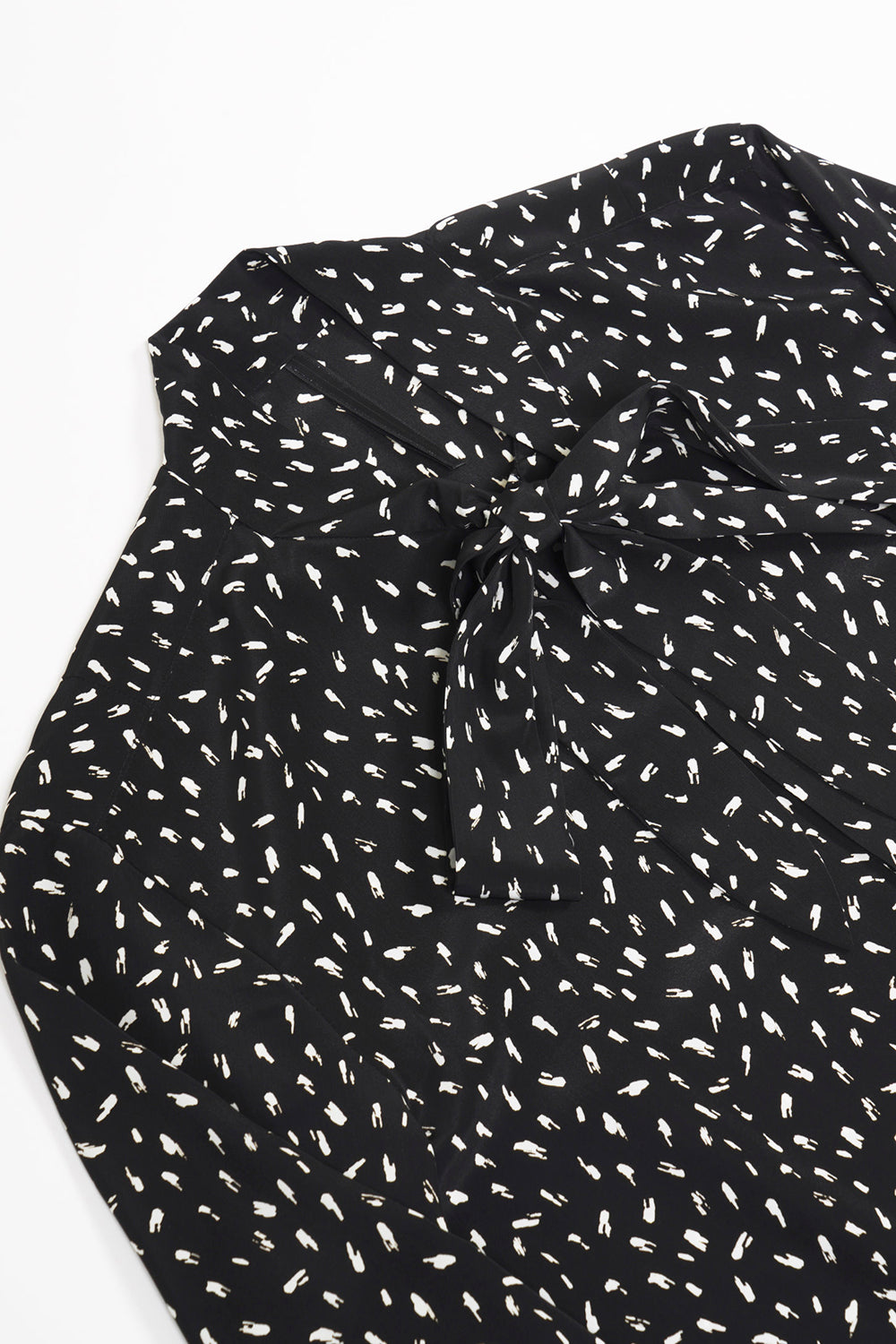 Decine Paint Dot Print Ribbon Shirt Black×Off White