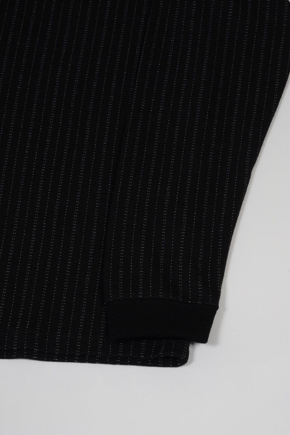 Stripe Punch Jaggard Crew Neck Pullover Black