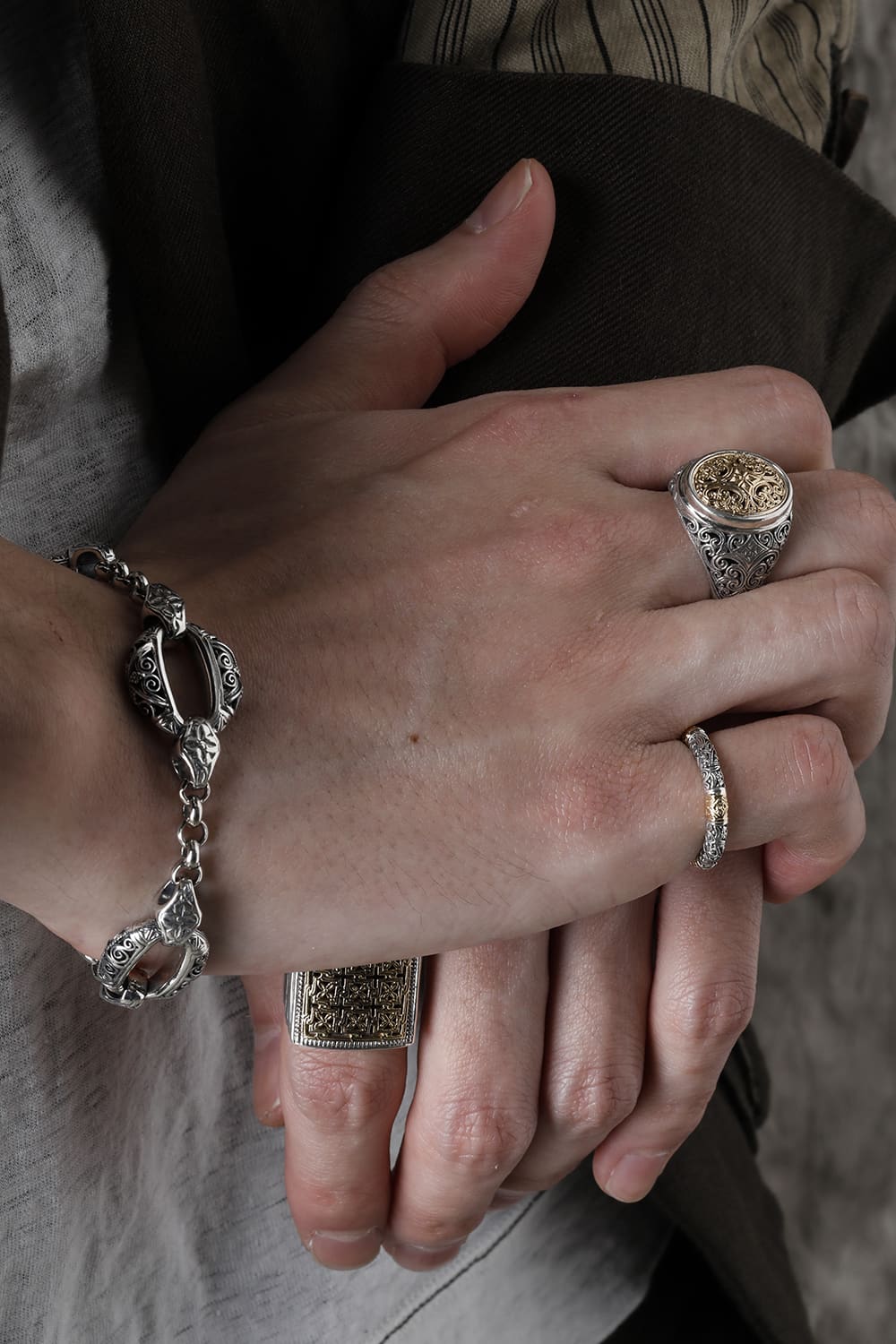 GB1 - Classical Bracelet