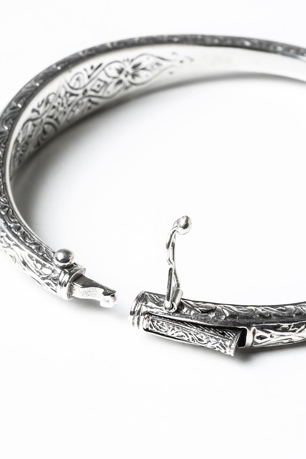 GB24 - Classic Bracelet