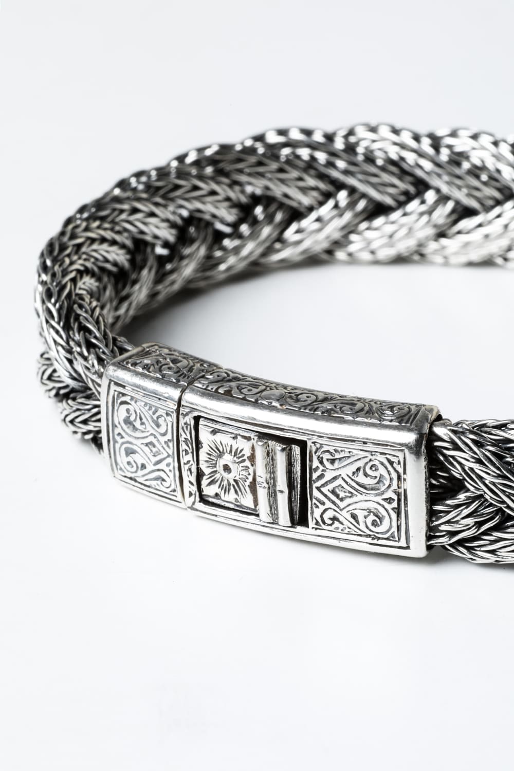 GB7 - Braided Chain Bracelet