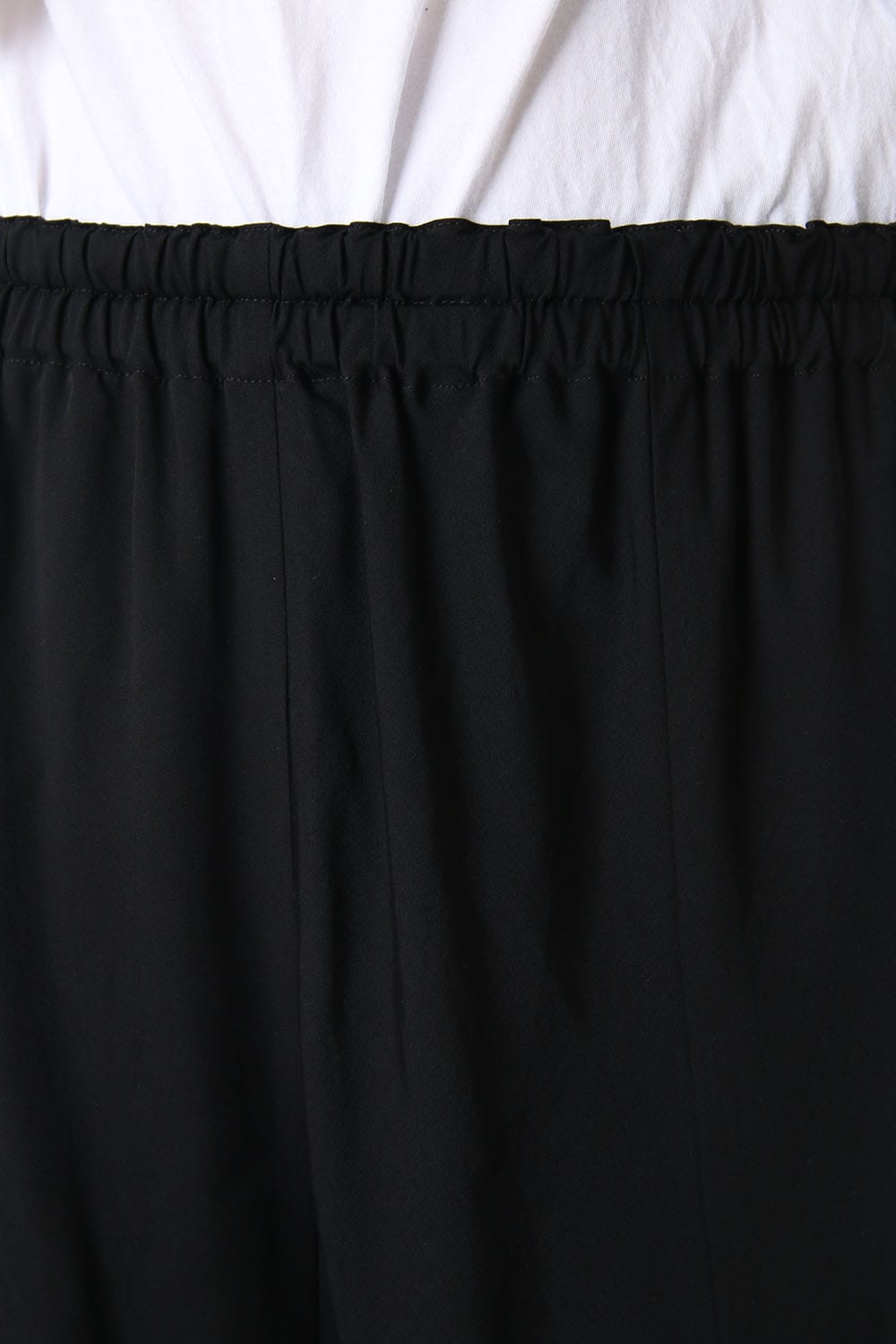 Left twist Deformation pants