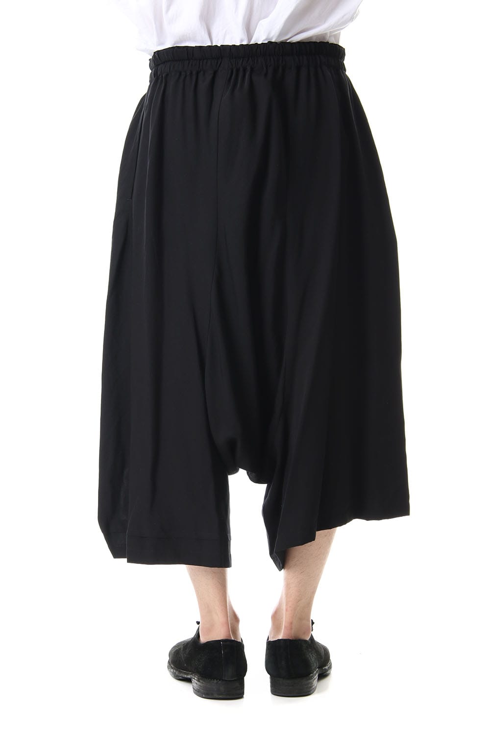 Left twist Deformation pants