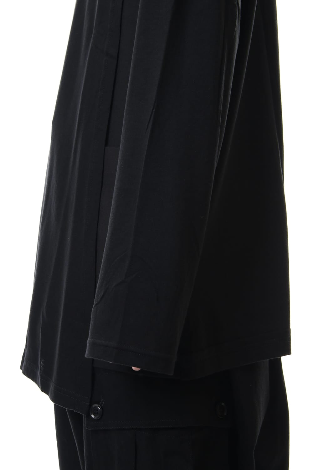 Front turn back Long sleeve cut & sew