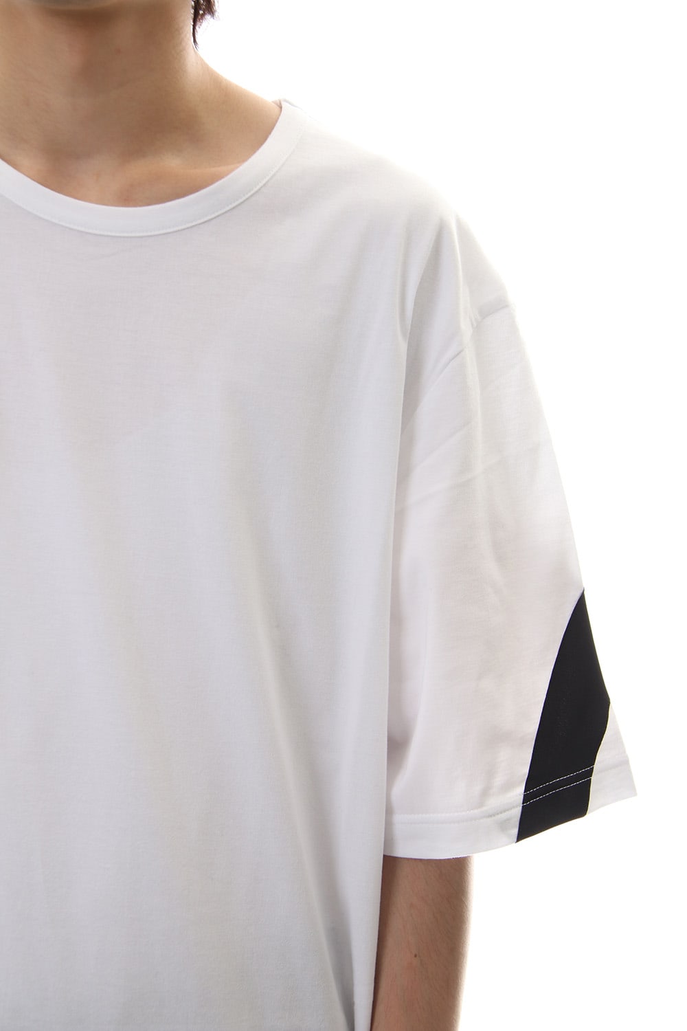 Back tape Short sleeve Cut & sew White