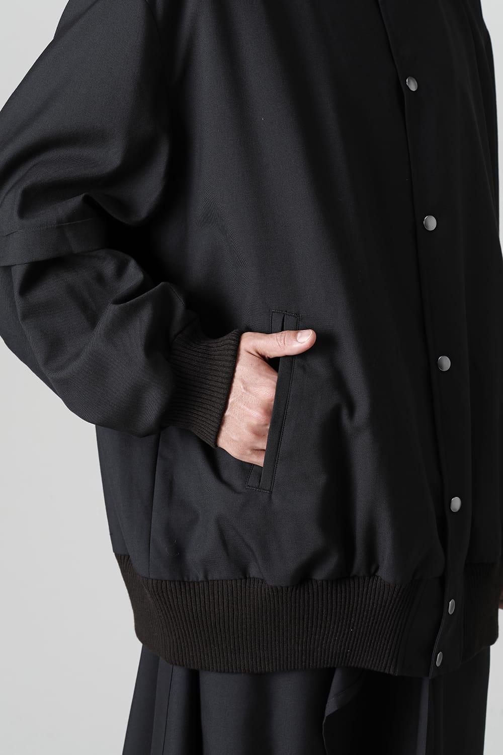 Tack Sleeves Blouson