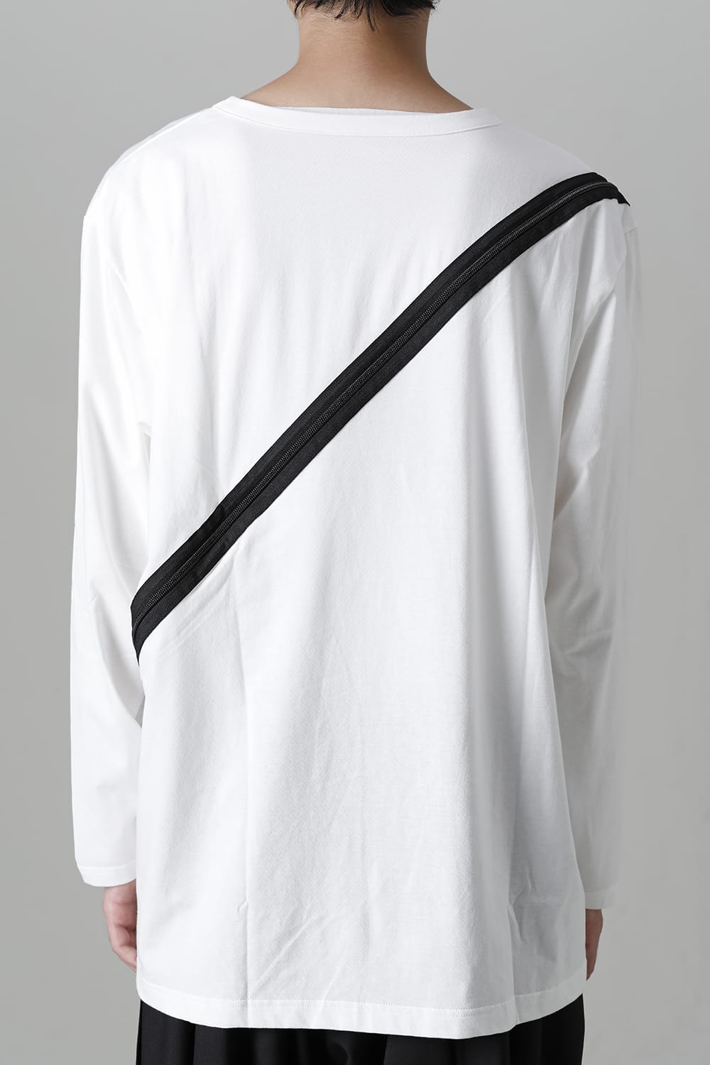 Diagonal zipper long White