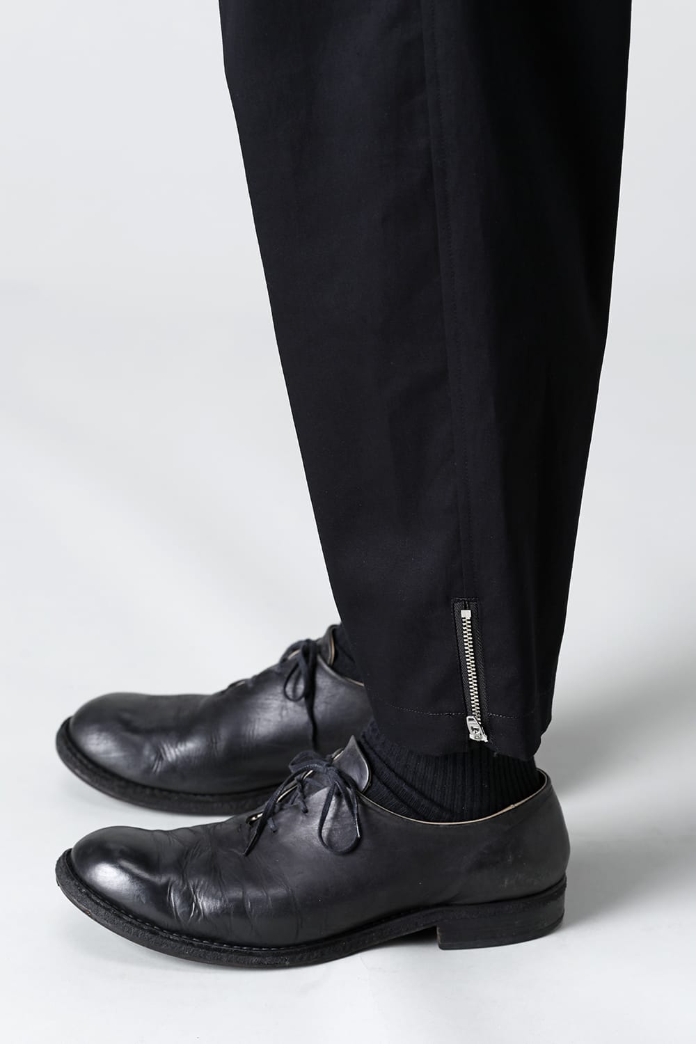 Hem Zipper Pants <Motojiro Kajii>