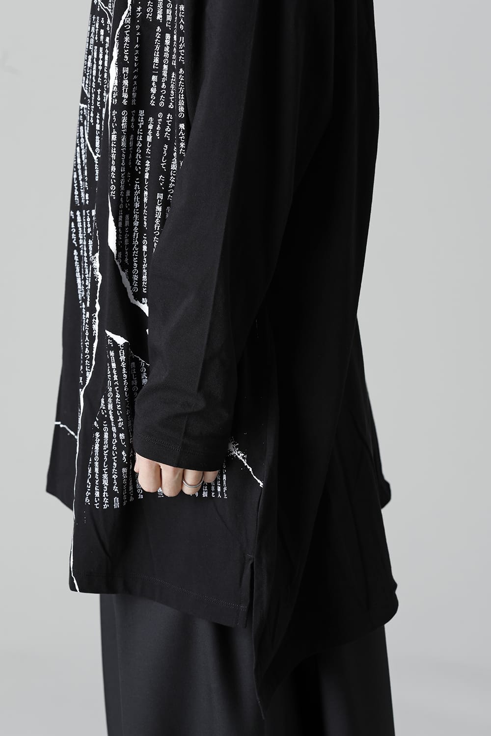 Round Jumbo Long Sleeves Tee <Ango Sakaguchi>