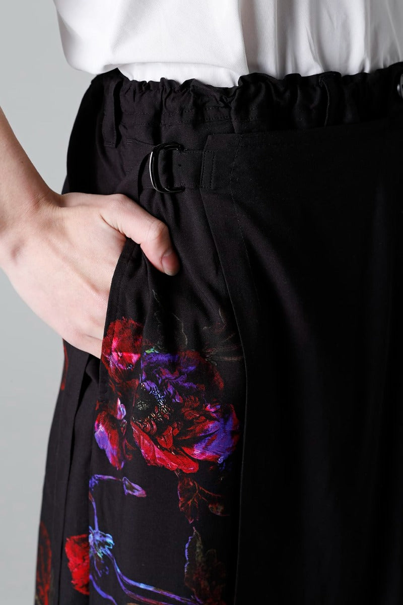 Pressed Flower Rayon Front flared pants