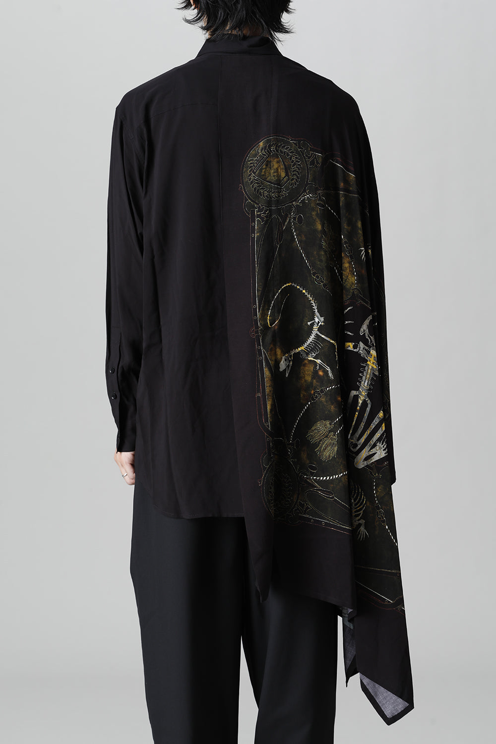 Cloak docking shirt