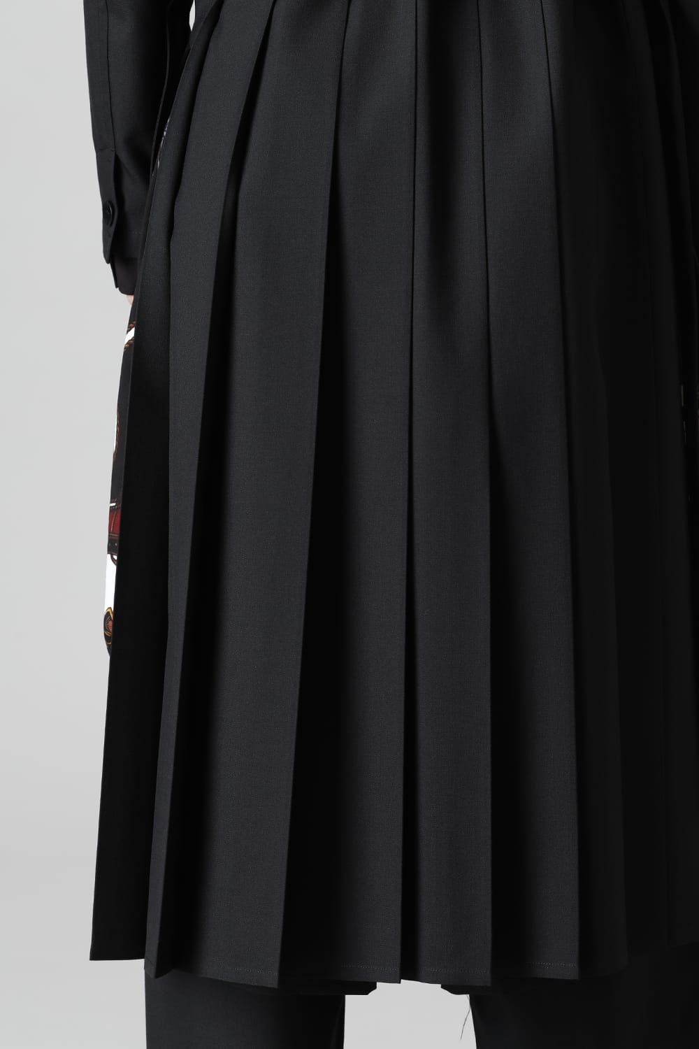 Back pleated Long shirt