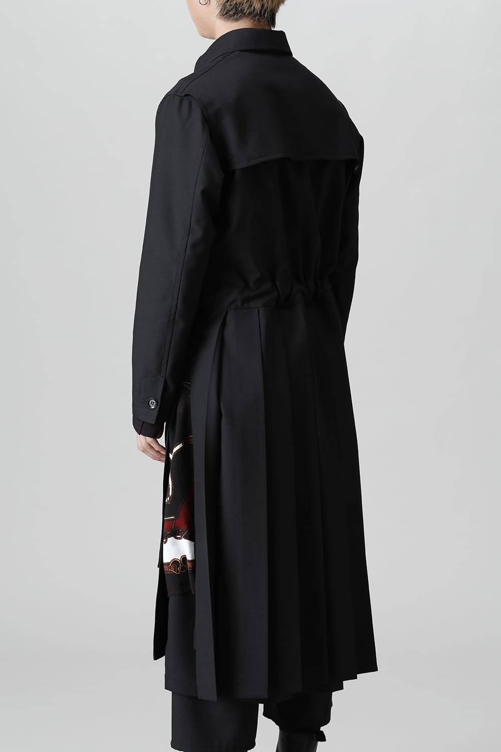 Back pleated Long shirt